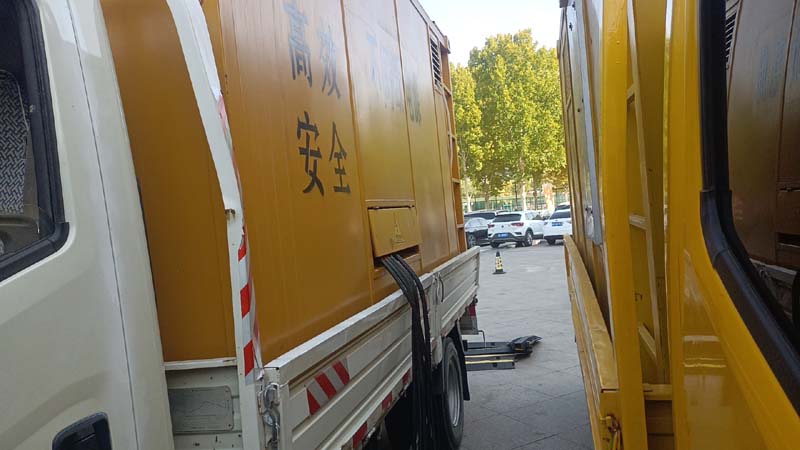 阿鲁科尔沁如何判断柴油发电机组和UPS电源的切换时间是否符合要求？